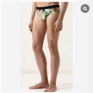 Versace Men's Parrot Tropical Floral Swim Briefs Black, Green, Red Size 6  Lined